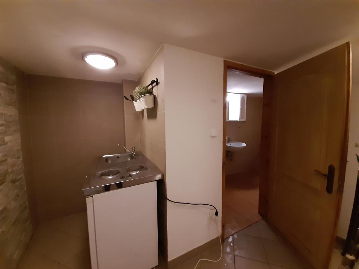 Apartman Vorosmarty Apartment Budapest Ngoại thất bức ảnh