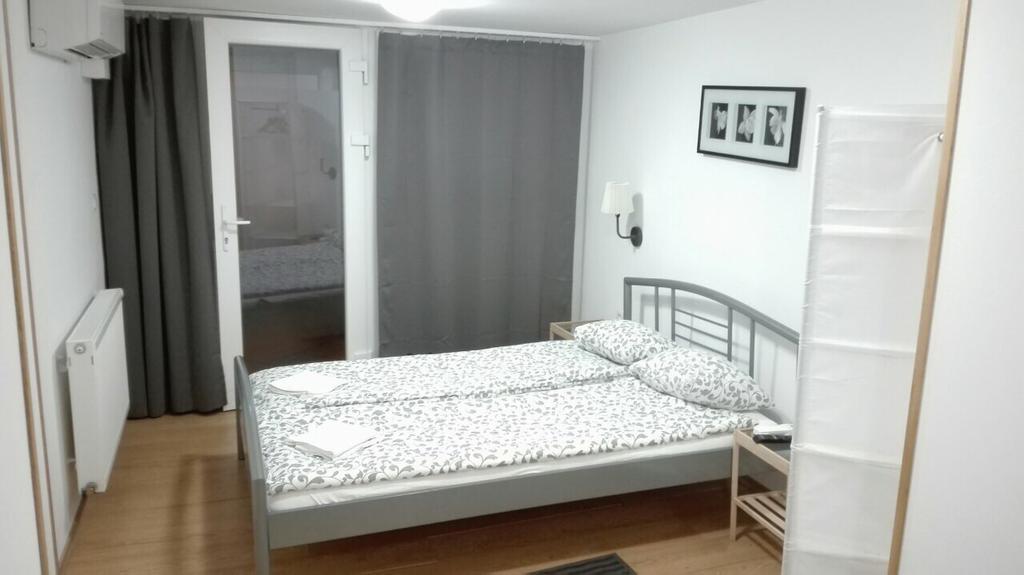 Apartman Vorosmarty Apartment Budapest Ngoại thất bức ảnh