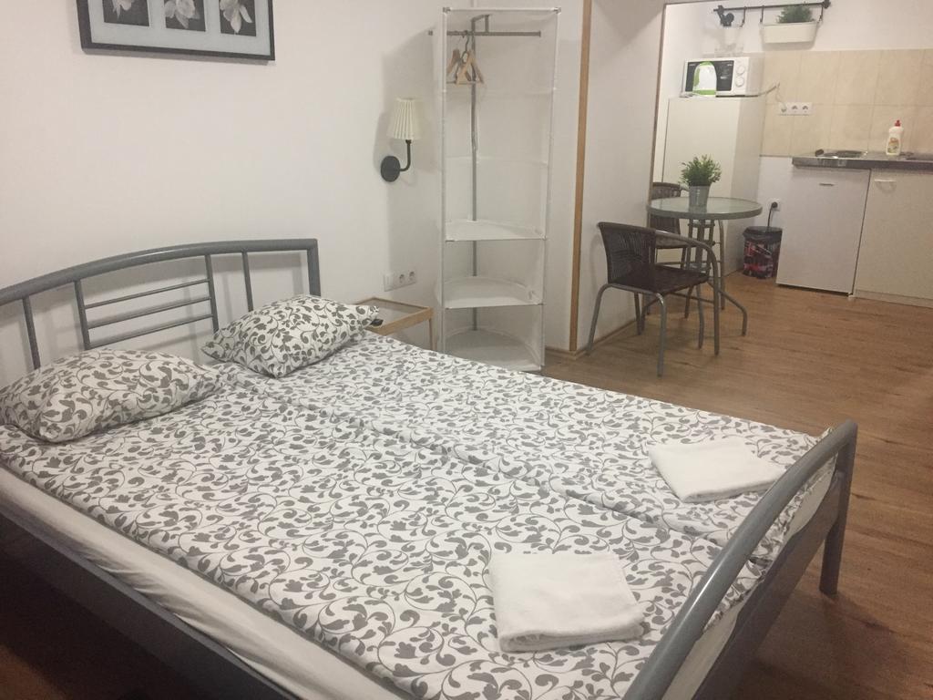 Apartman Vorosmarty Apartment Budapest Ngoại thất bức ảnh